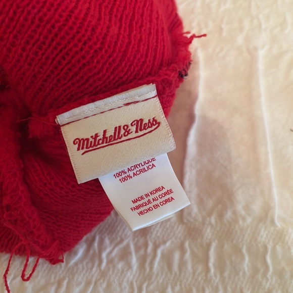 Toronto Raptors toque - Picture 3 of 7